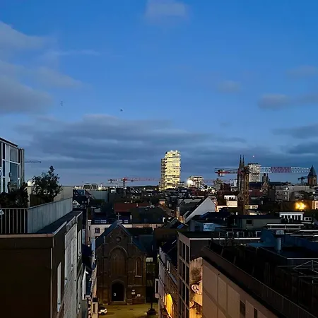 Theheaven@7 Apartment